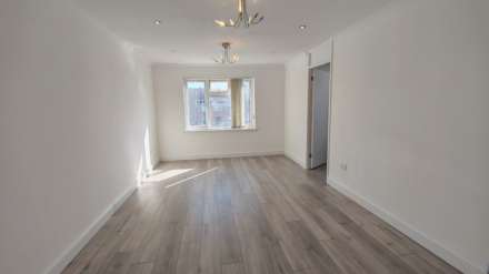 Littlemead Close, Creekmoor, Poole, Dorset, Image 2