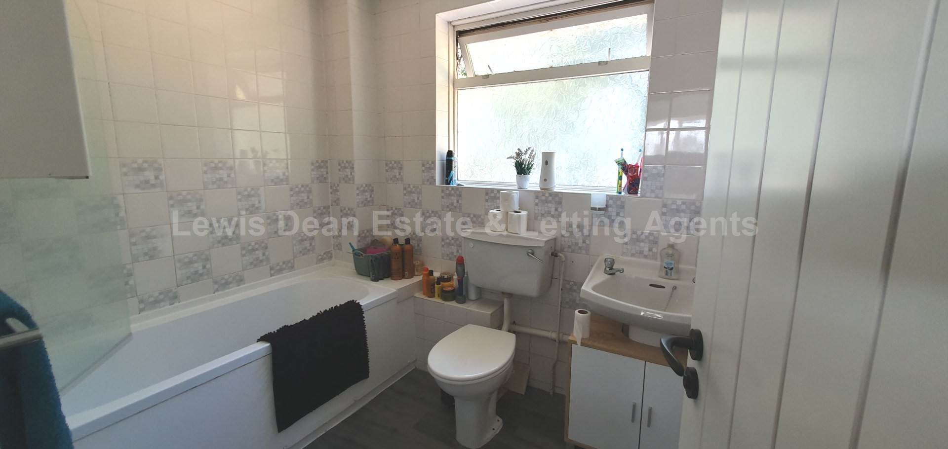 Three bedroom Family Home, Image 7