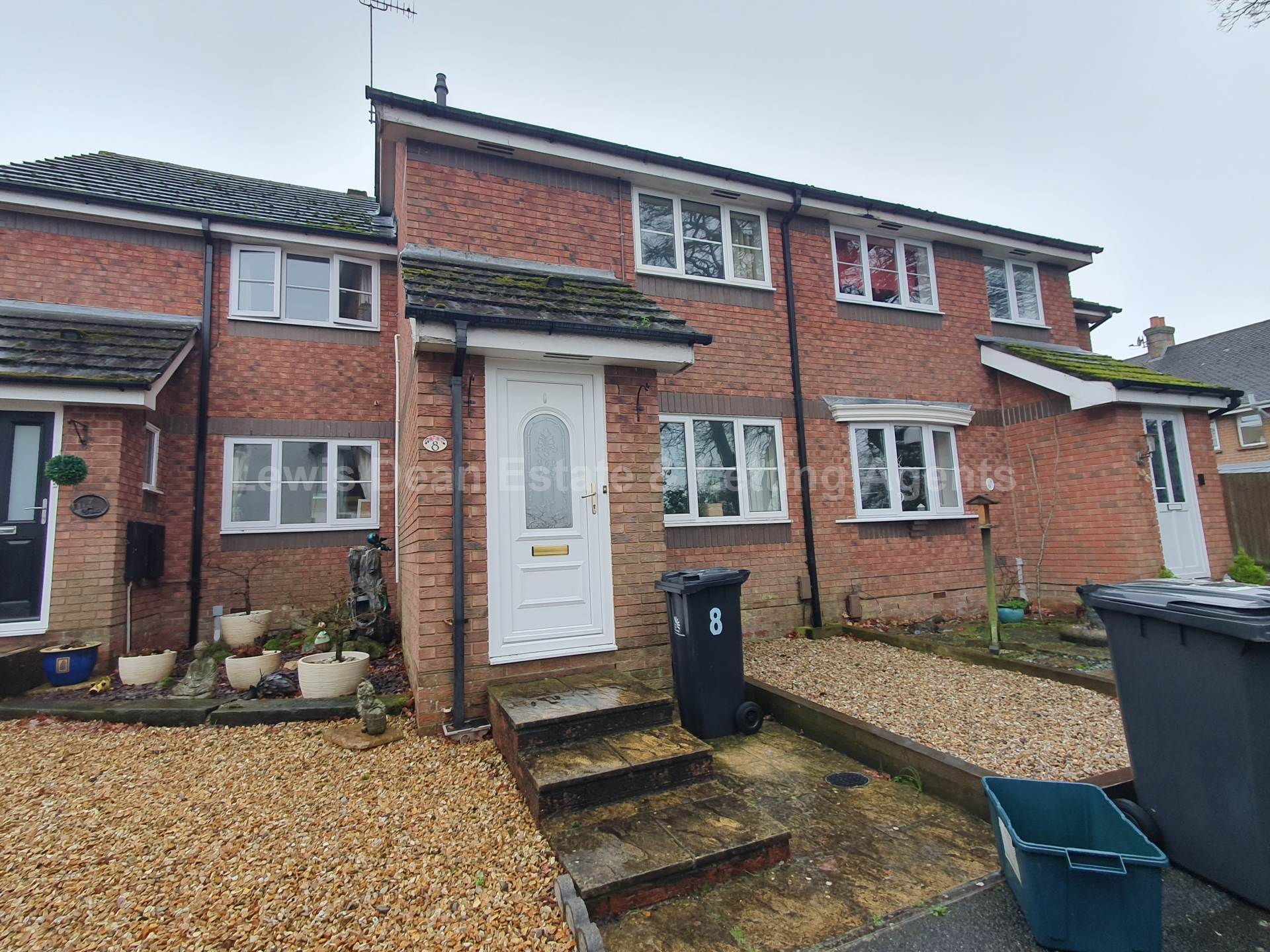 Stirrup Close, Upton, Image 1