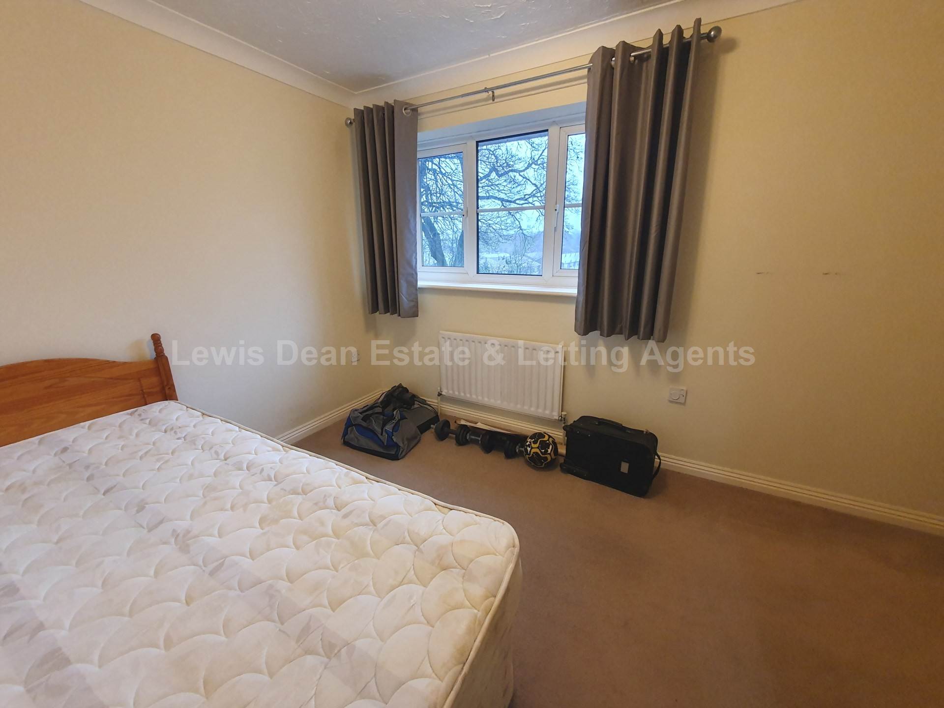 Stirrup Close, Upton, Image 9