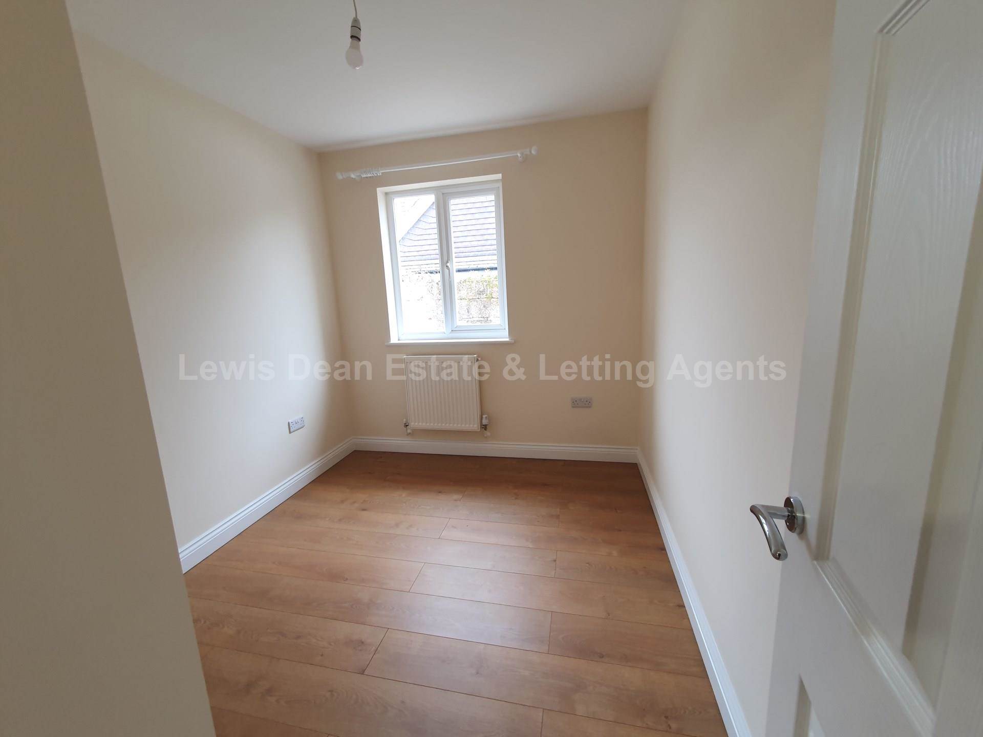 LET AGREED - SIMILAR REQUIRED, Image 5