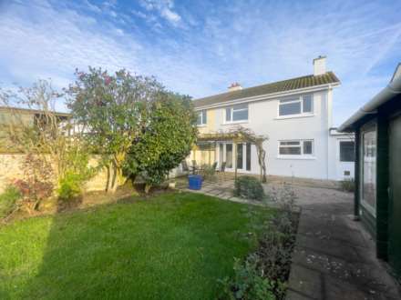 St Peter 3 BEDROOM 2 BATH FAMILY HOME FIRST TIME ON THE MARKET FOR OVER 40 YEARS, Image 13