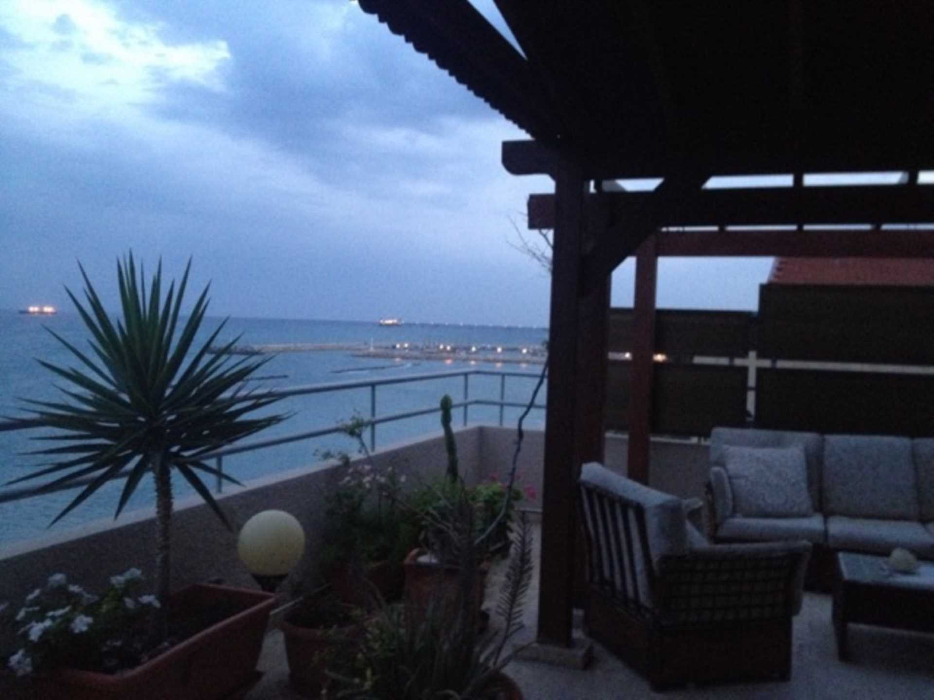 Panelson Court, Zygi, Cyprus TOP FLOOR PENTHOUSE APARTMENT 2 BED 2 BATH S LESS THAN 30FT FROM THE MEDITERRANEAN, Image 1