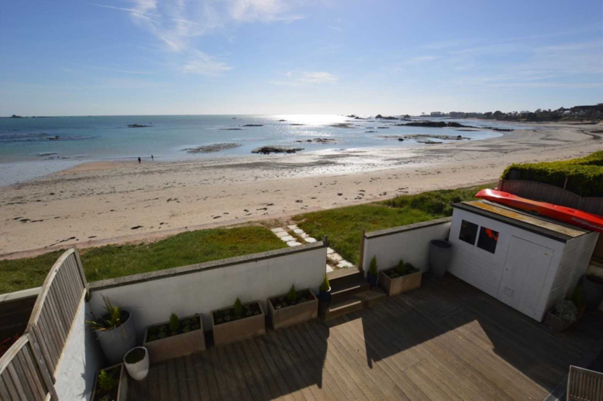 STUNNING 3 BEDROOM BEACH HOUSE TO RENT FROM JUNE JUST IN TIME FOR SUMMER ON THE BEACH, Image 4
