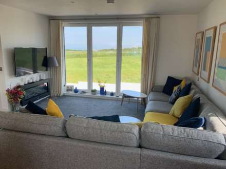 stunning spacious scope for 2 bed apartment on the border of St Peter and St Brelade immaculate garden and parking, Image 3