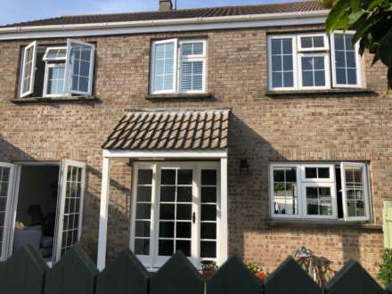 3 Bedroom Detached, SOLE AGENT exceptional and beautiful detached home