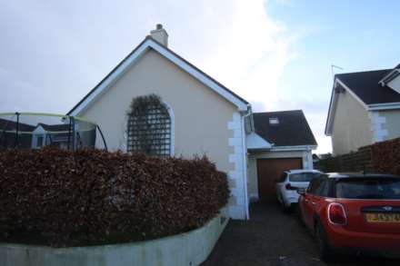 3 Bedroom Detached, Sole Agent La Grande Route De St Martin, St Saviour Detached Home to be proud of.