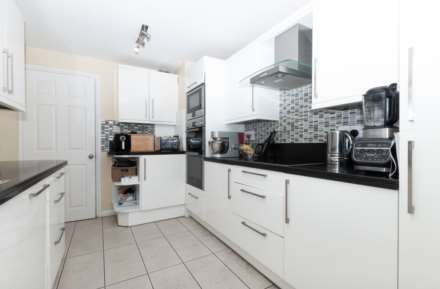 3 DOUBLE BEDROOMS 2 BATHROOM IN THE VILLAGE OF ST OUEN, scope to stamp your own mark, Image 3