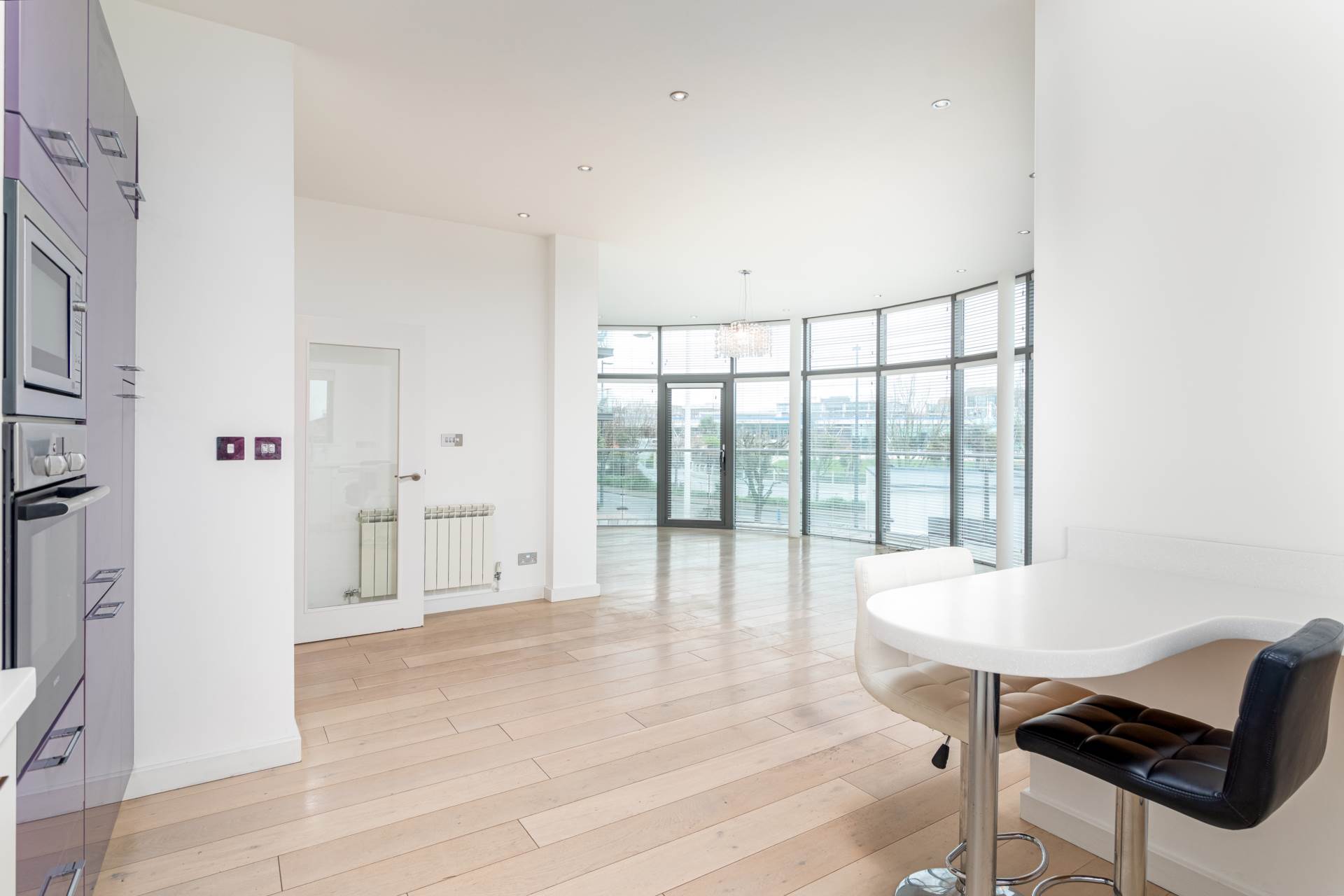La Rue De Cararet, open viewing sat 19th  11-12 pm  1 harbour reach, Image 11