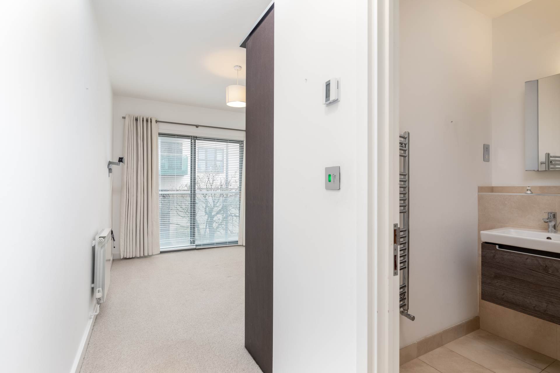 La Rue De Cararet, open viewing sat 19th  11-12 pm  1 harbour reach, Image 20