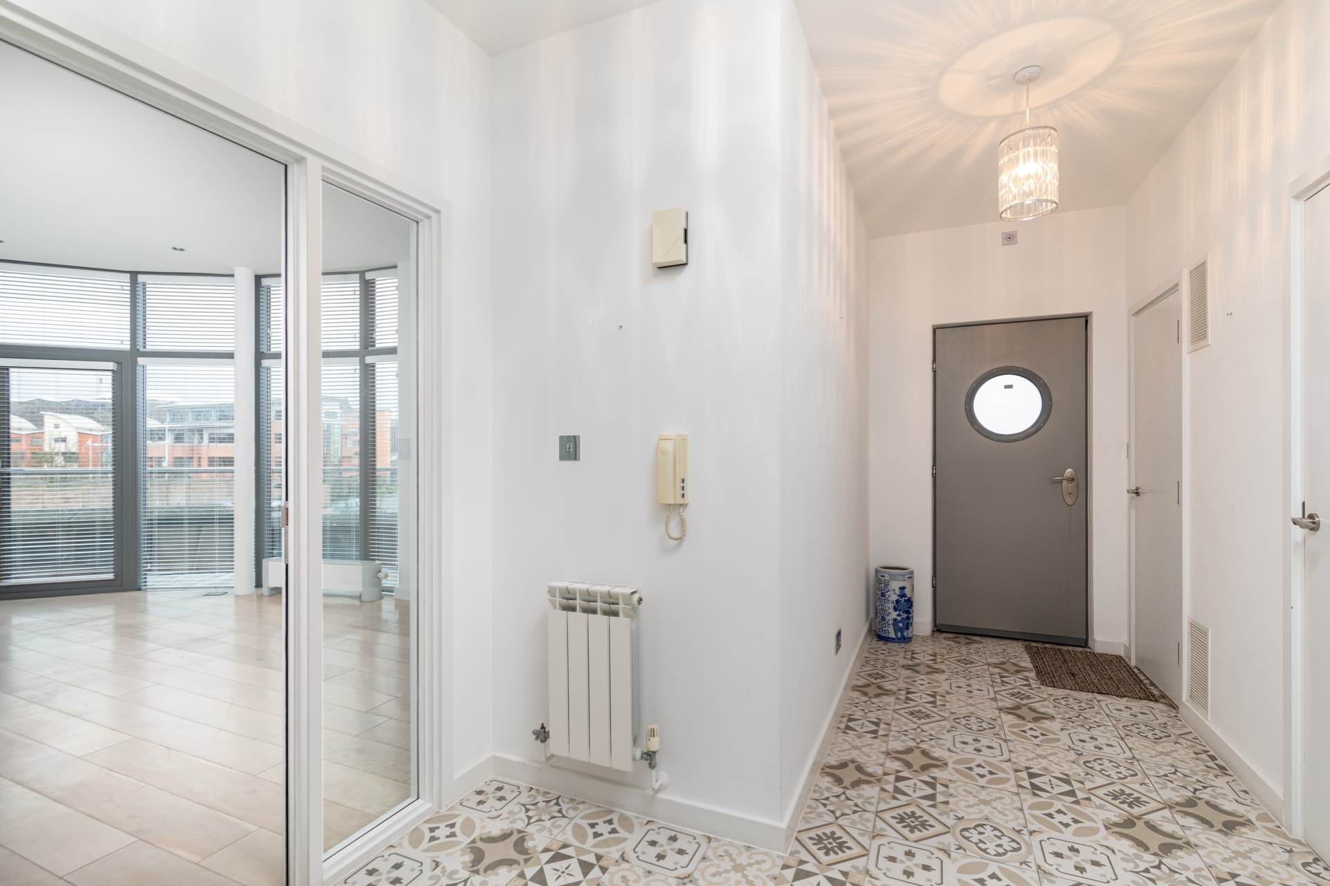 La Rue De Cararet, open viewing sat 19th  11-12 pm  1 harbour reach, Image 21