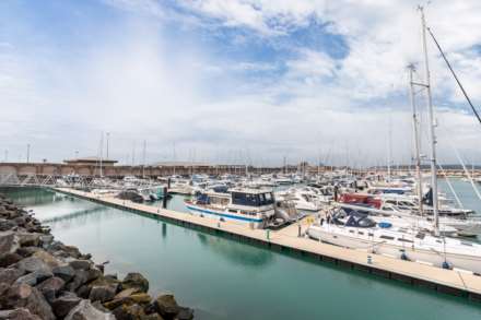 La Rue De Cararet, open viewing sat 19th  11-12 pm  1 harbour reach, Image 7