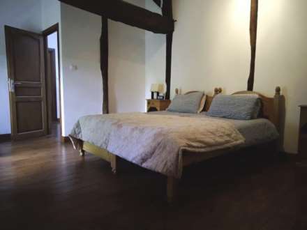 A PIECE OF PEACE IN THIS PRETTY AS A PICTURE  FIND IN FRANCE AT AN ABSOUTELY BRILLIANT PRICE TOTALLY DETACHED, Image 3