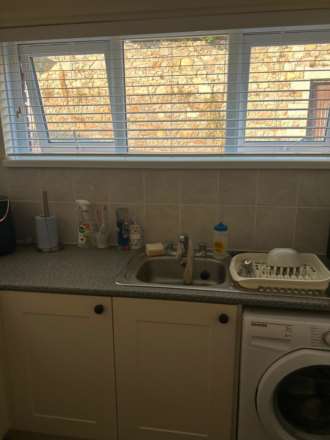 immaculate apartment self contained one double bedroom, bathroom separate kitchen, large lounge GREAT INVESTMENT, Image 2