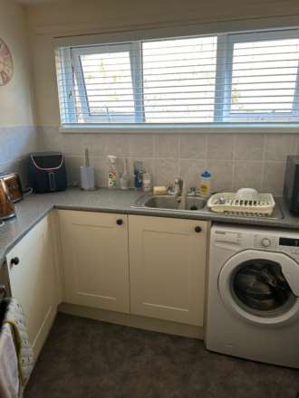 immaculate apartment self contained one double bedroom, bathroom separate kitchen, large lounge GREAT INVESTMENT, Image 3