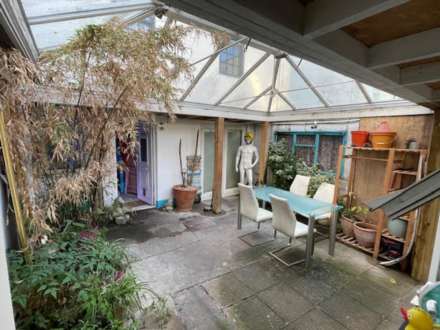 St Helier, UNIQUE OPPORTUNITY AND UNIQUE PROPERTY HIDDEN AWAY OFFERING 10% NET PROFIT, Image 2