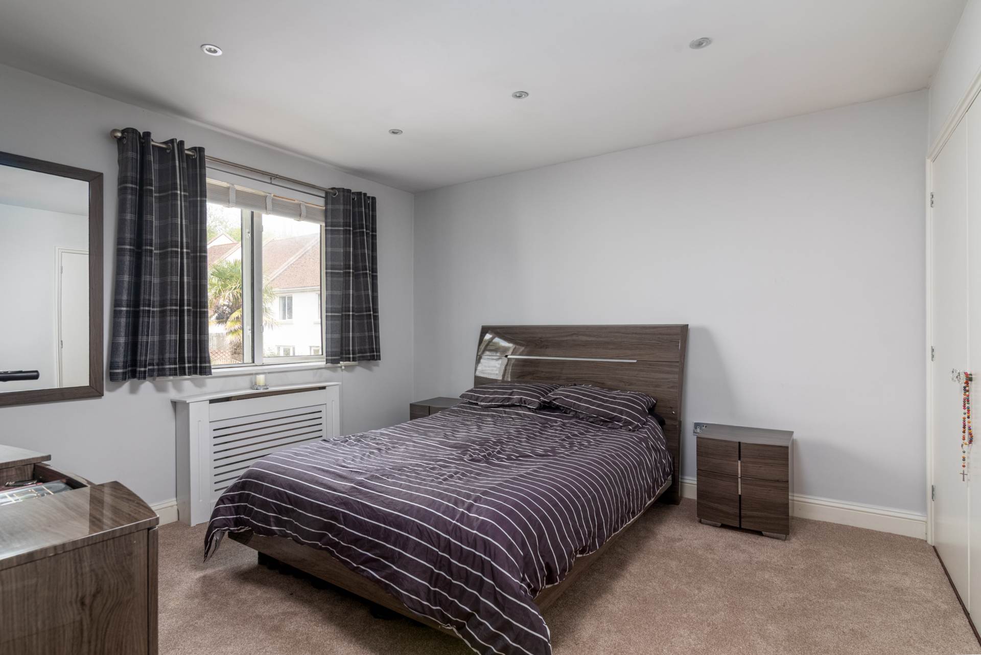 Oak tree Tree Gardens, St Helier immaculate first time buyers home that offers all, Image 10