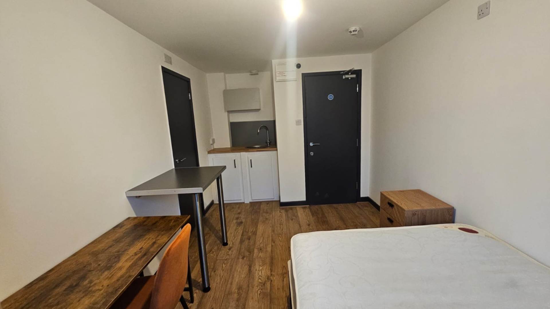St Helier Le Geyts street 5 superb studio apartments totally.renovated  to high standard, Image 17