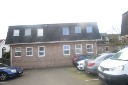 ST HELIER LARGE ONE BEDROOM GROUND FLOOR PARKING, GARDEN AND STOREROOM, Image 6