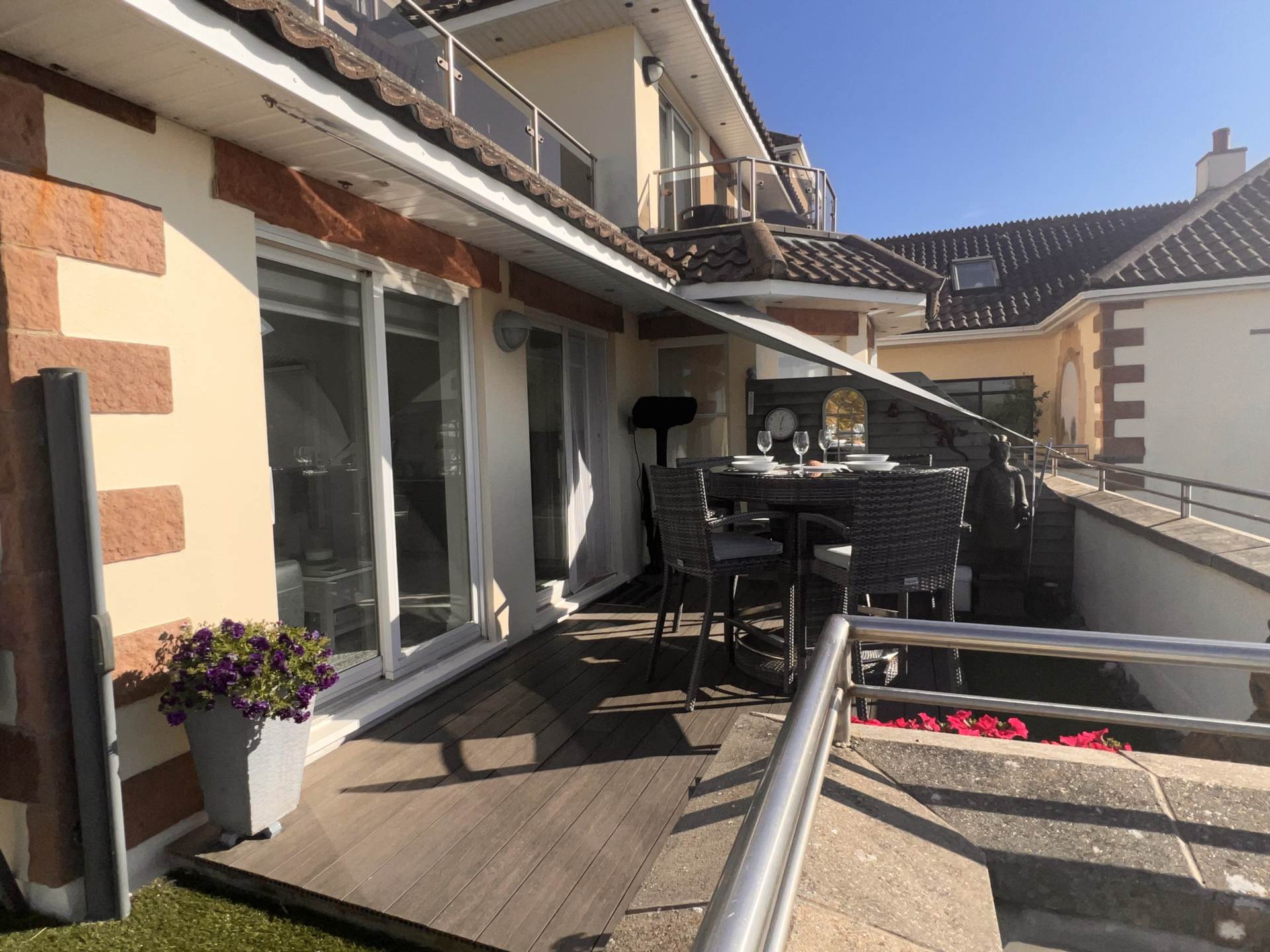 St Brelade - Seagrove Court, Image 18
