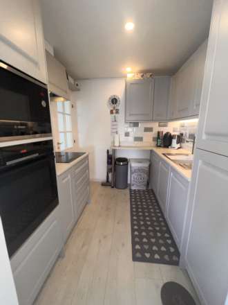 St Brelade - Seagrove Court, Image 11