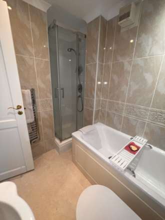 St Brelade - Seagrove Court, Image 6