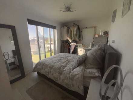St Brelade - Seagrove Court, Image 8