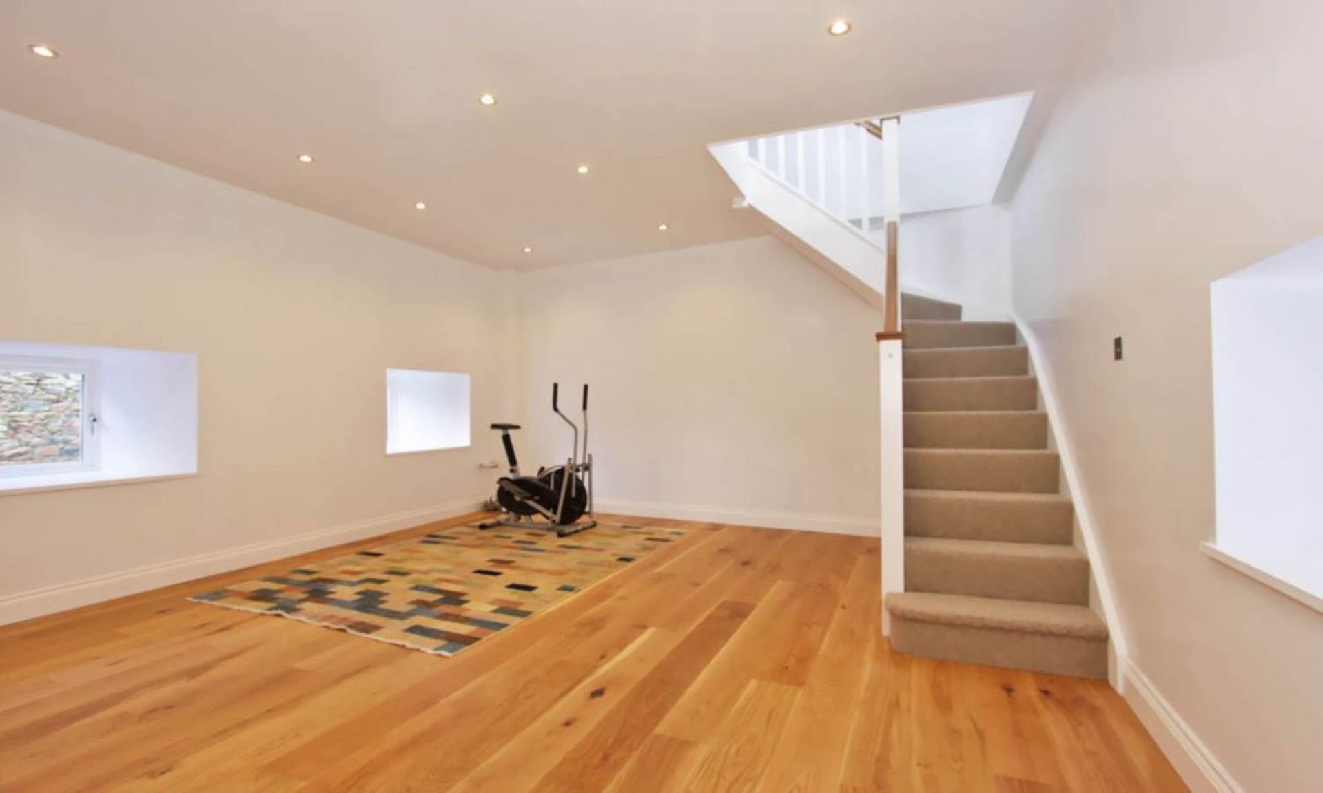 A home with a view, and more than meet the eye, Image 20