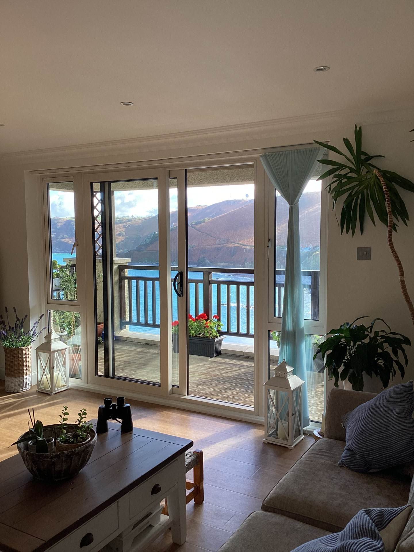 A home with a view, and more than meet the eye, Image 4