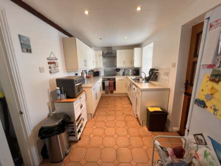 A home with a view, and more than meet the eye, Image 15