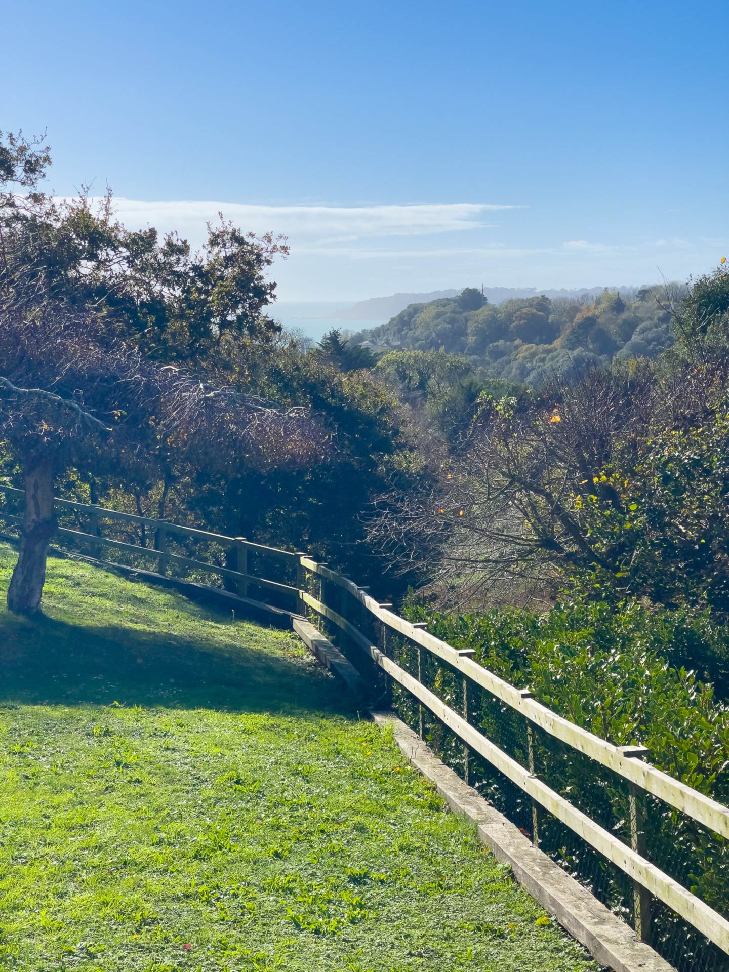 FAR  RFOM THE MADDENING CROWD, Image 12