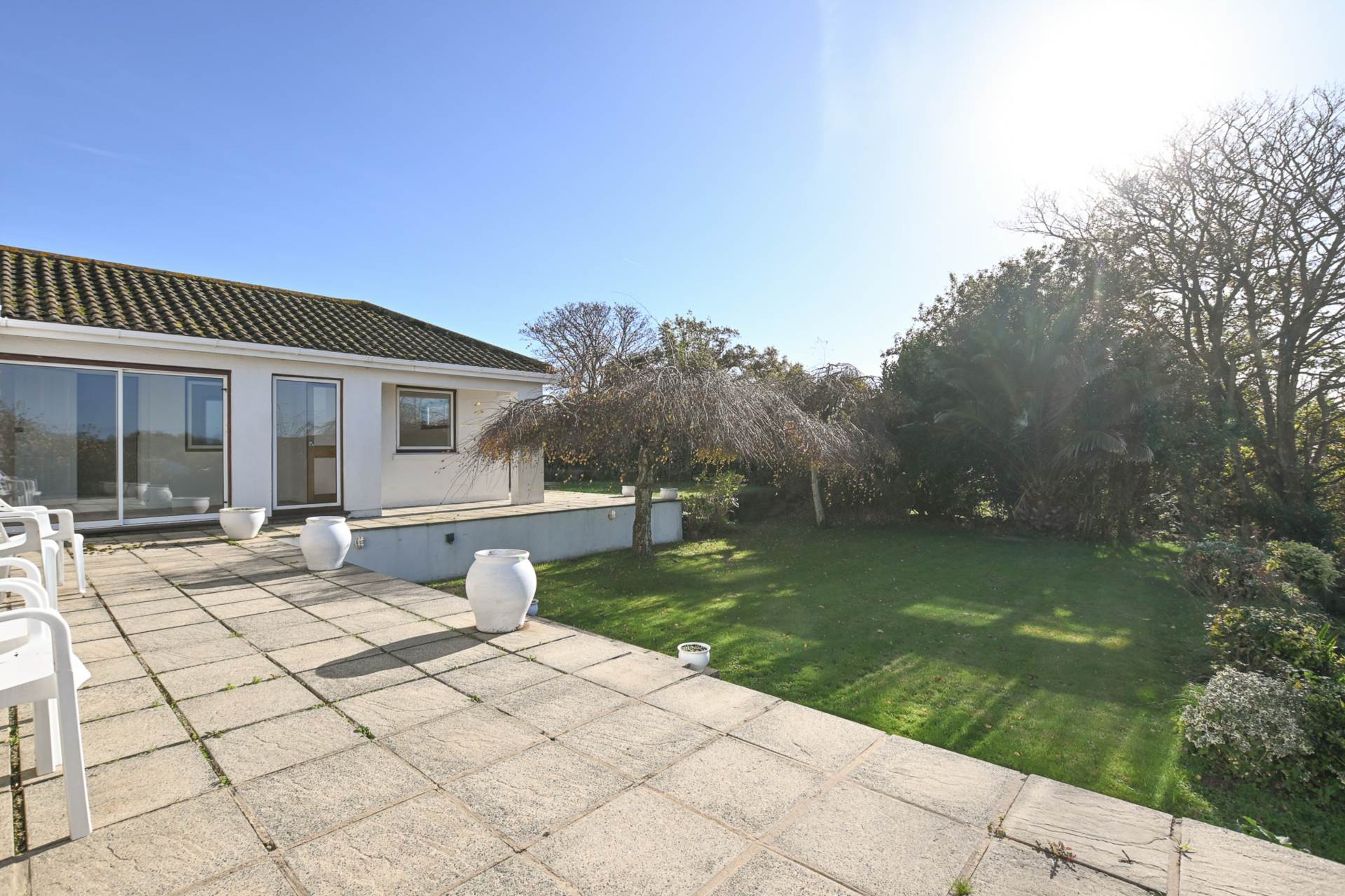 FAR  RFOM THE MADDENING CROWD, Image 9