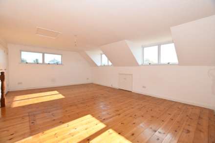 FAR  RFOM THE MADDENING CROWD, Image 19