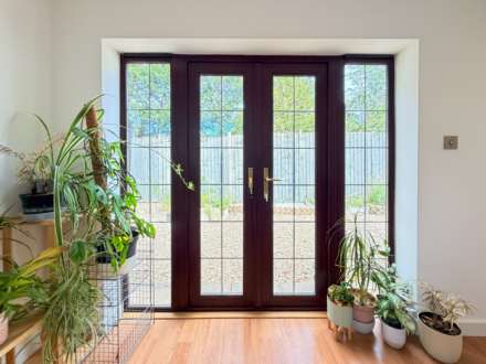 EASTERN DELIGHT More than meets the eye, Image 2