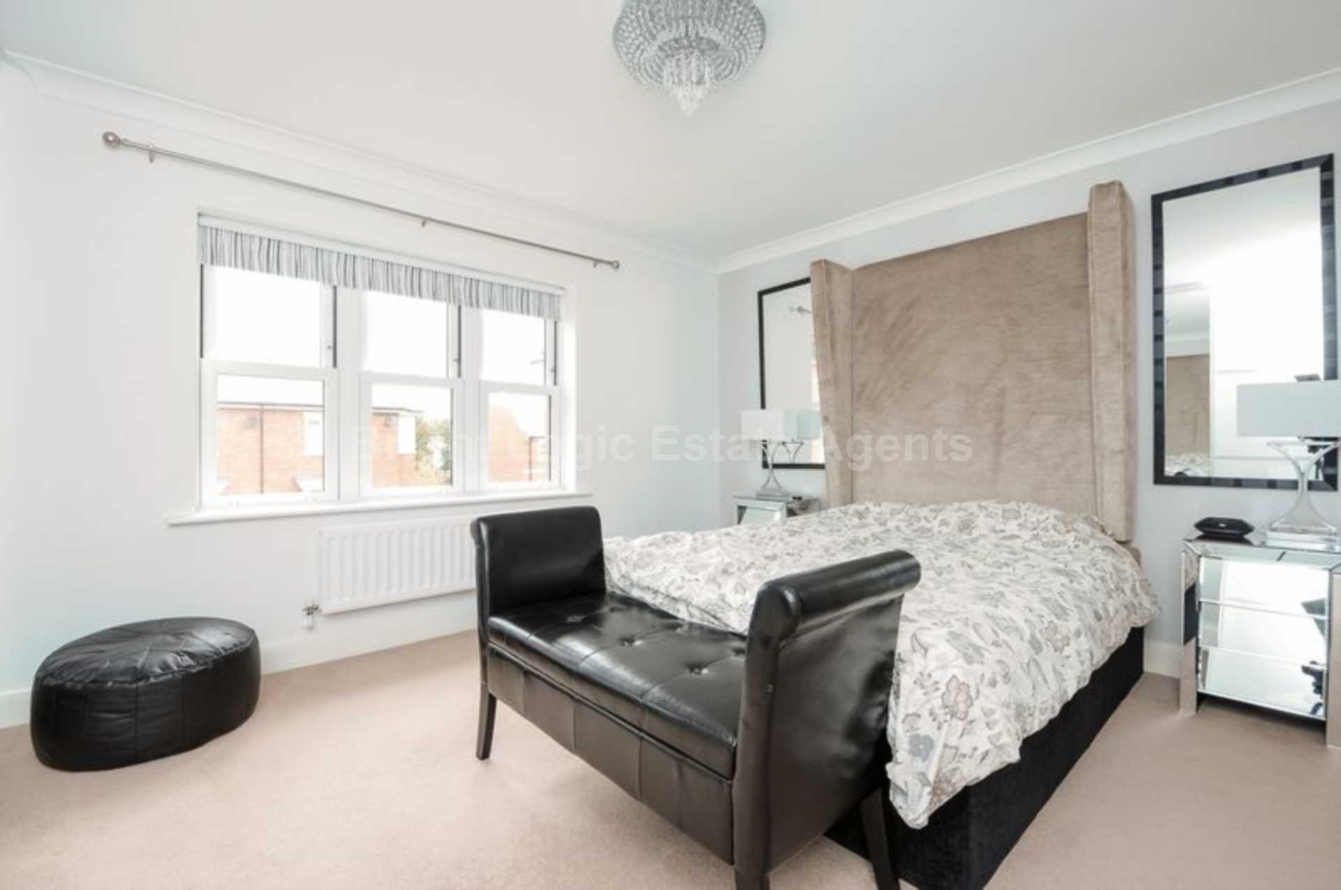 Tregenna Avenue, Harrow, HA2 8QT, Image 3