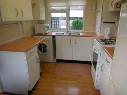 Becontree Ave, Dagenham, RM8 3hh, Image 5