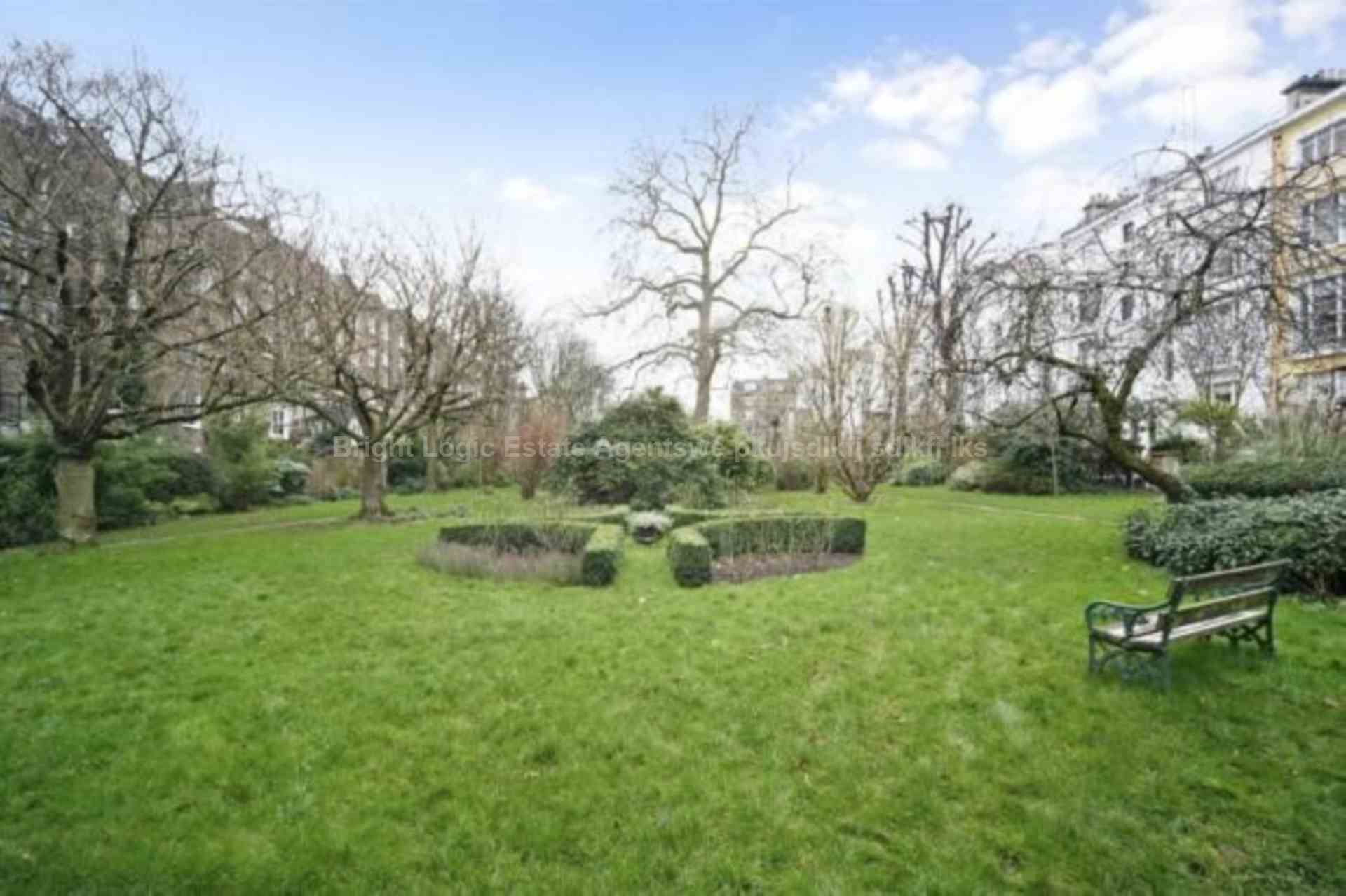 First Floor Flat, 18 Arundel Gardens, Image 4