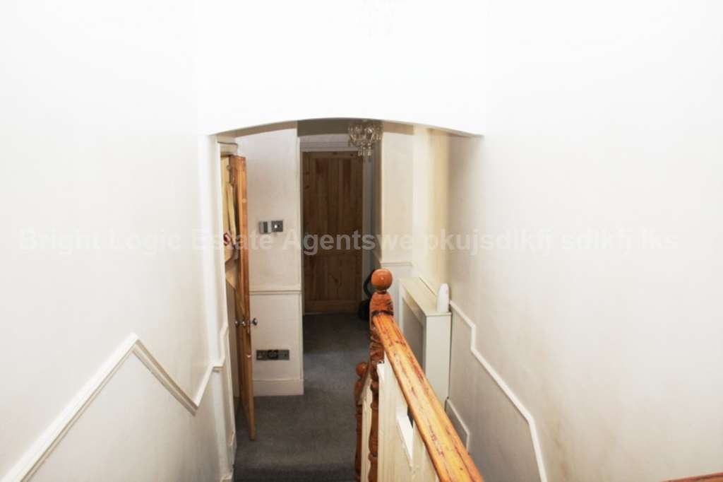 Blackhorse Lane, Croydon, CR0 6RS, Image 9