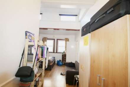 Studio, Holloway Road, N7 6NJ, Image 3