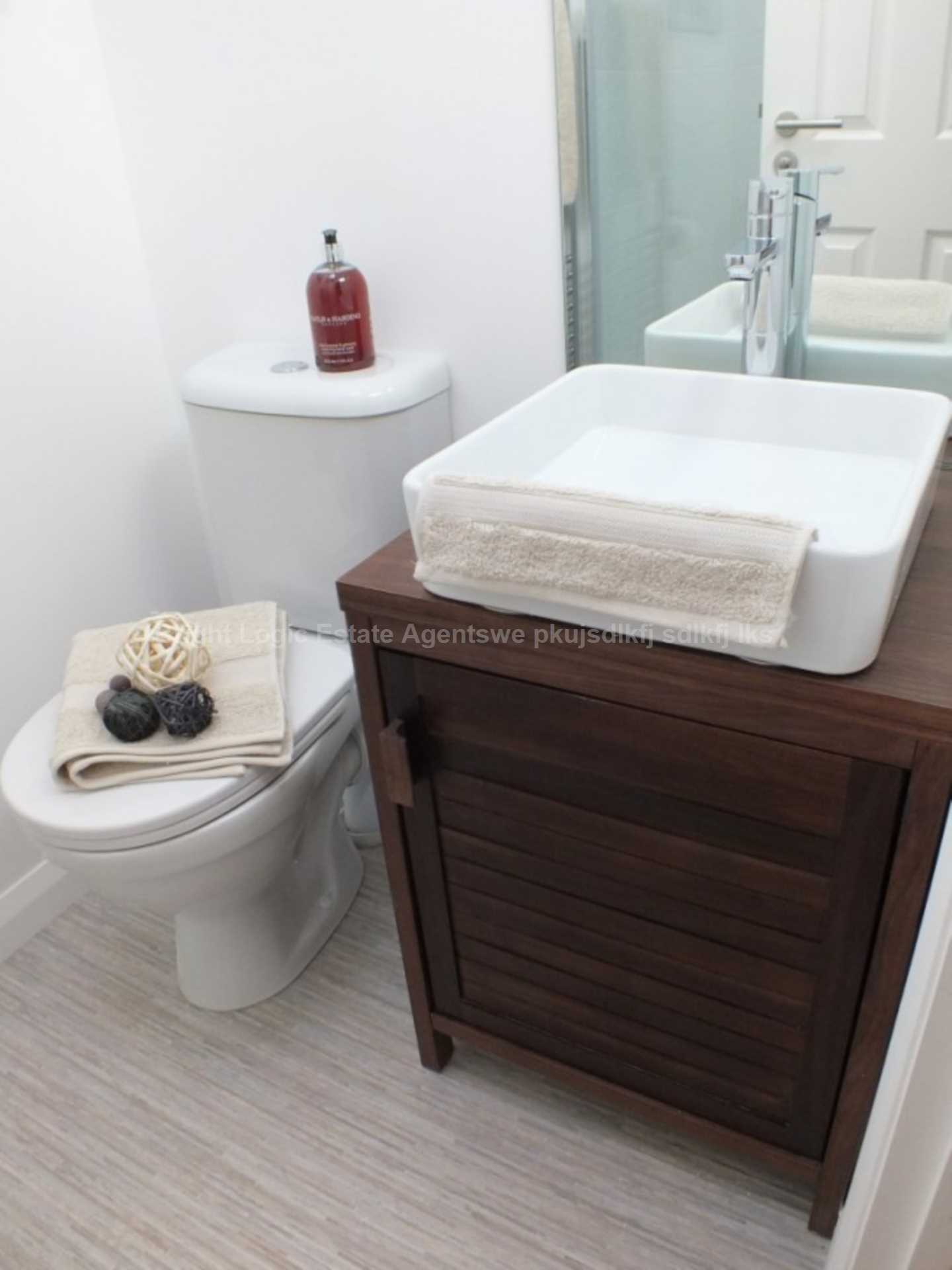 St Georges Court, Wallingford, OX10 9ZZ, Image 4