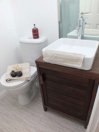 St Georges Court, Wallingford, OX10 9ZZ, Image 4