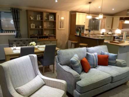 St. Georges Court, Wallingford, OX10 9ZZ, Image 4