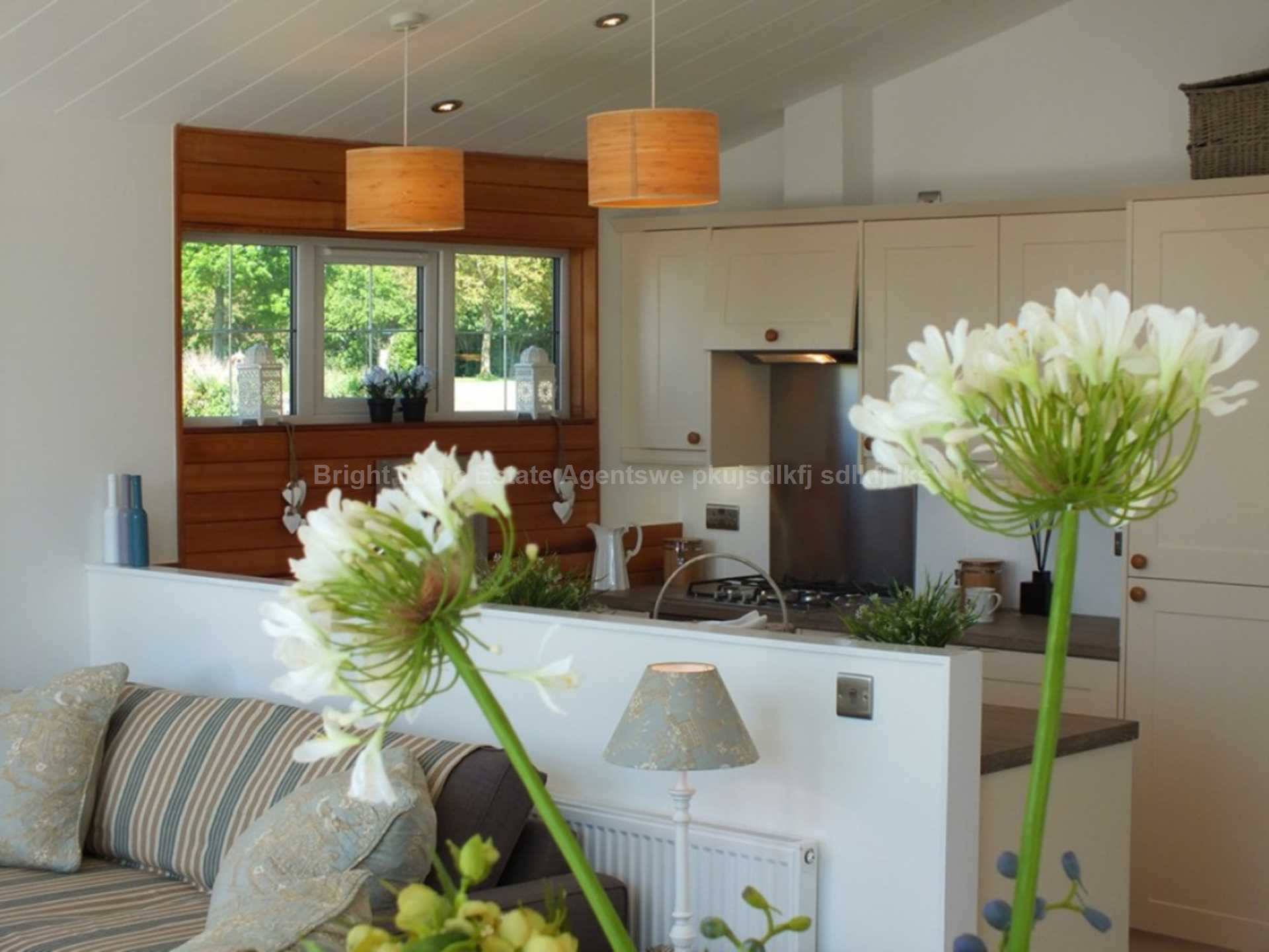 St Georges Court, Wallingford, OX10 9ZZ, Image 1