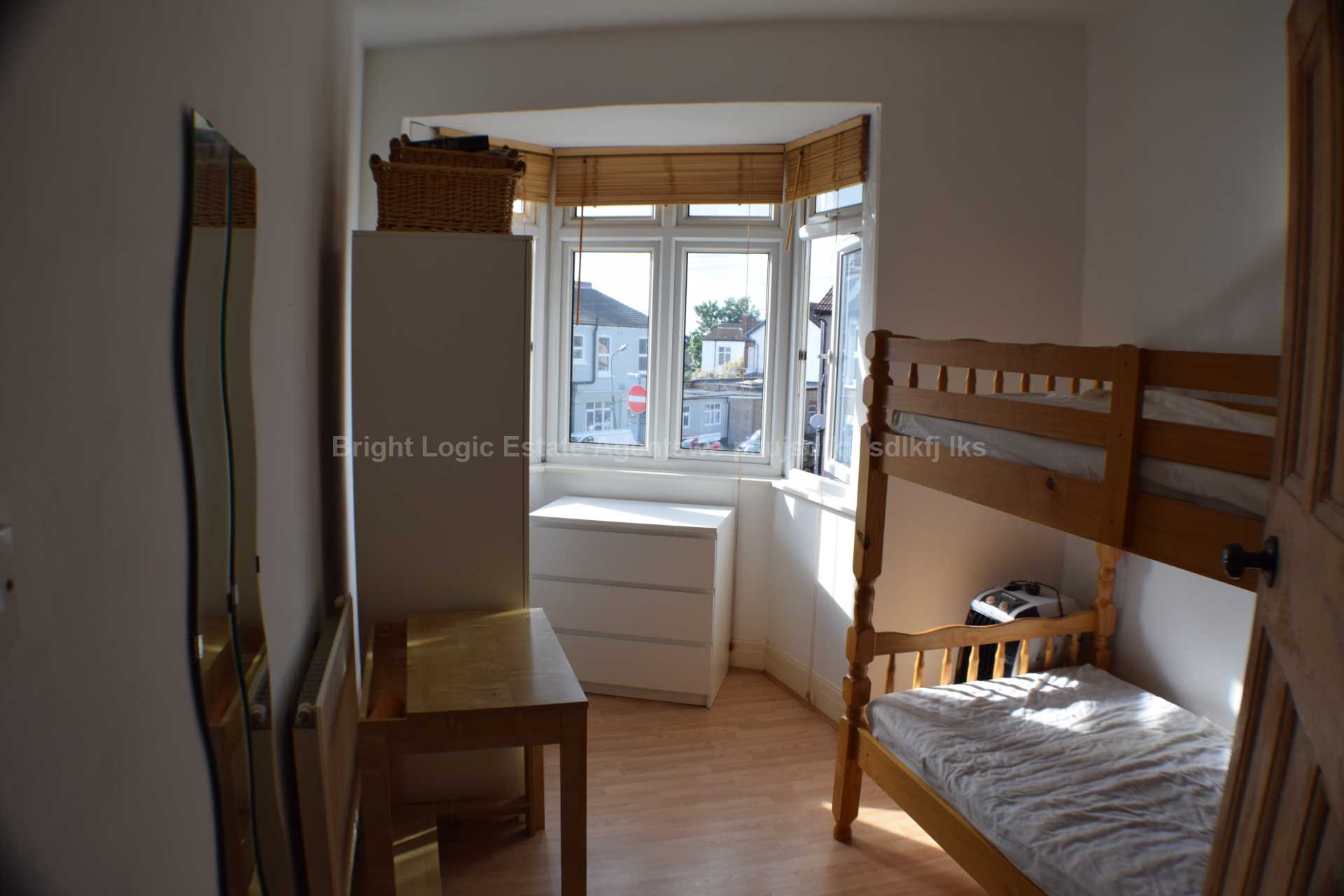 West Road, Westcliff-On-Sea, SS0 9DB, Image 17