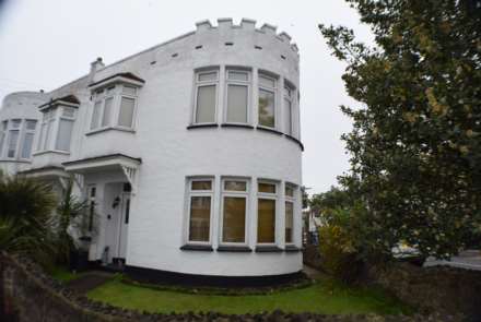 West Road, Westcliff-On-Sea, SS0 9DB, Image 1