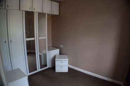 Manchester Drive, Leigh On Sea, SS9 3ET, Image 5