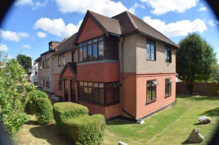 St Saviours Court, 35 Chadwick Road, SS0 8LD, Image 1