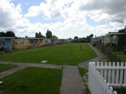 Clear Springs Chalet Park, Low Road, CO12 3TS, Image 5