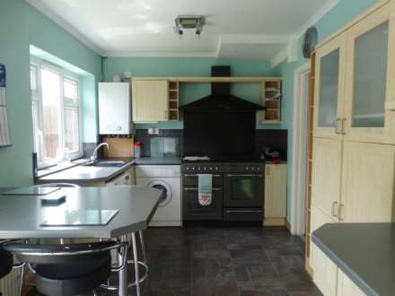 Arterial Road, Leigh On Sea, SS9 4DJ, Image 5