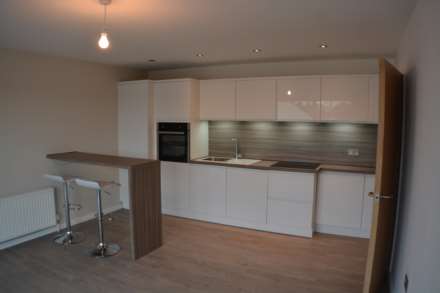 Cricketfield Grove, Leigh-On-Sea, SS9 3EJ, Image 2